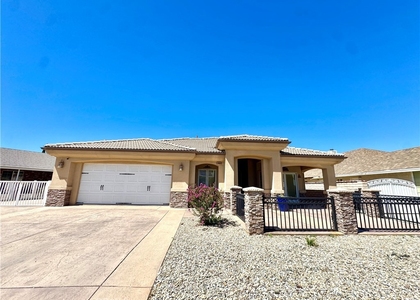 13880 Evergreen Lane - Photo 1