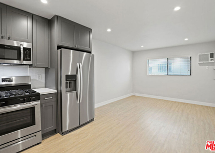 3314 S Mentone Avenue - Photo 1