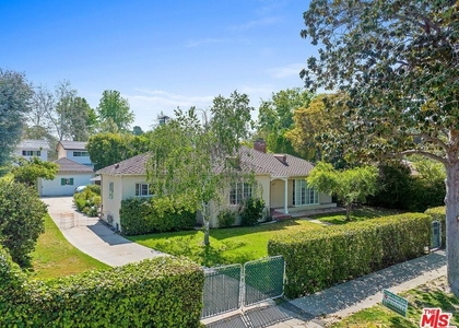 4224 Alcove Avenue - Photo 1