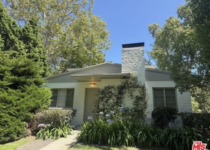 5333 Village Green - Photo 1