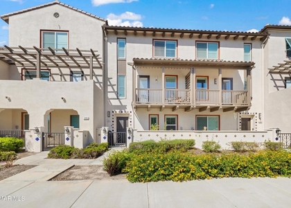 391 Townsite Promenade - Photo 1