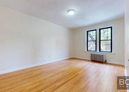 West 10th Street - Photo 1