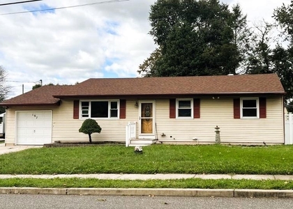 197 Bergen Avenue - Photo 1