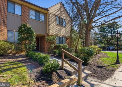 305 Cypress Point Circle - Photo 1