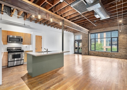 411 Brazos St - Photo 1