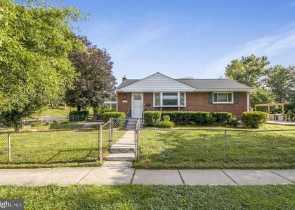 1100 Gilbert Road - Photo 1