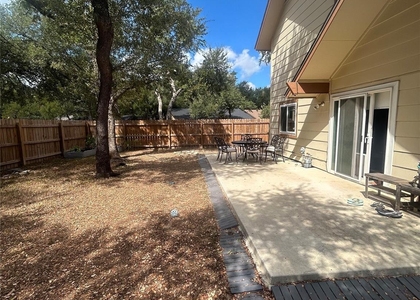 10007 Blue Martin Dr - Photo 1