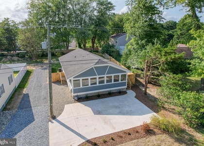 705 Country Club Road - Photo 1