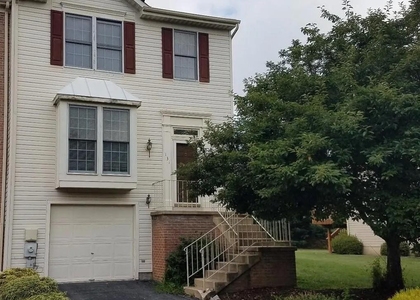 131 Attic Court - Photo 1