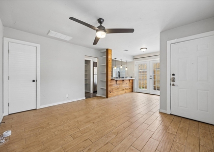 2717 Parker Ln - Photo 1