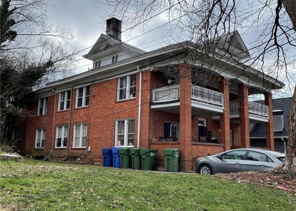 1480 South Gordon Street Sw - Photo 1