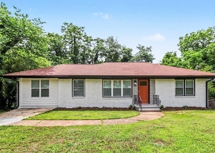 1614 Flintwood Drive Se - Photo 1