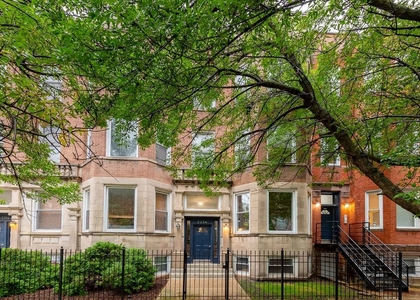 2254 W Adams Street - Photo 1