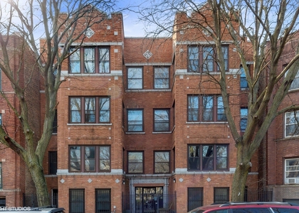 1940 N Humboldt Boulevard - Photo 1