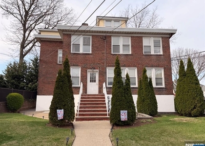 536 Lake - Photo 1