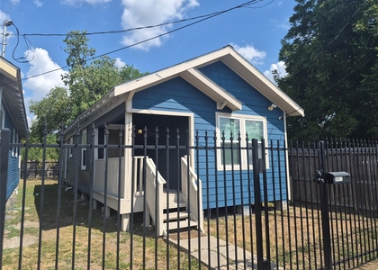 3411 Providence Street - Photo 1