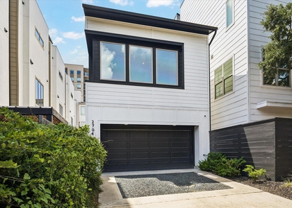 2704 Baldwin Street - Photo 1