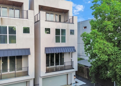 1320 Eberhard Street - Photo 1