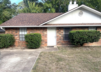 3008 Manor Lane - Photo 1