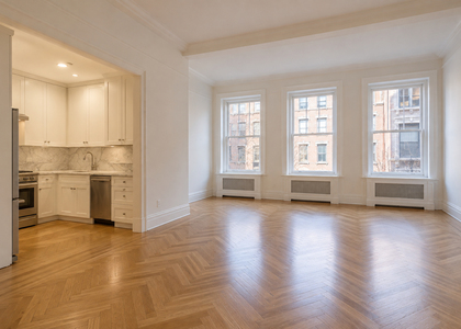 122 East 27th Street - Photo 1