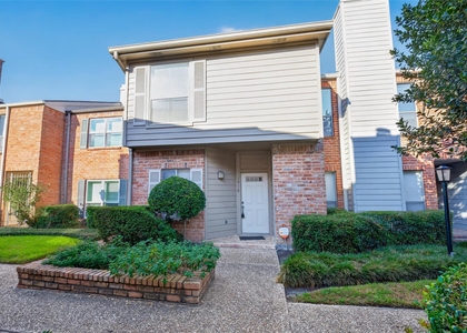 5916 Woodway Place Court - Photo 1