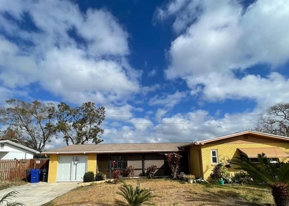 309 Country Club Drive - Photo 1