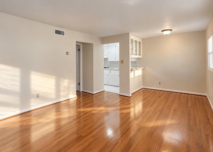 3420 Mount Vernon Street - Photo 1