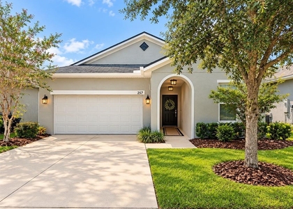 257 Summershore Drive - Photo 1