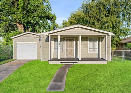 2308 Lucas Street - Photo 1