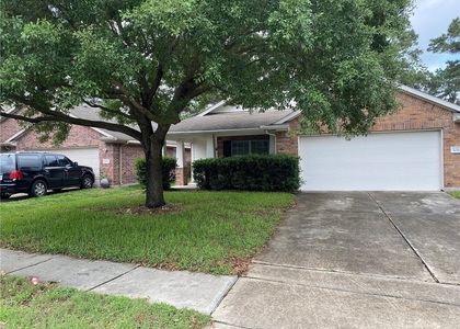 5010 Bridgevalley Court - Photo 1