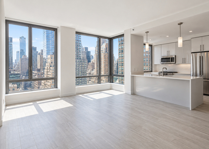 722 10th Avenue - Photo 1