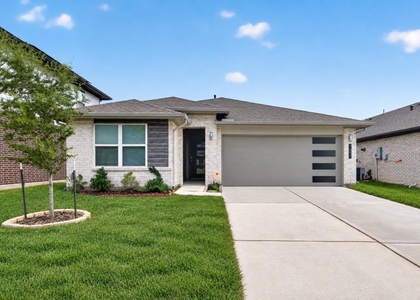 7007 Fleetwood Crescent Way - Photo 1