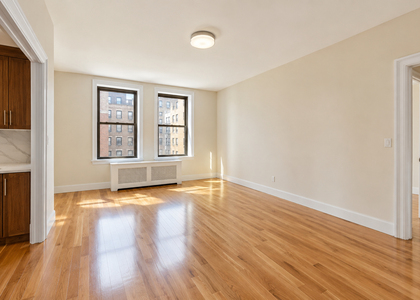 311 11th Avenue - Photo 1