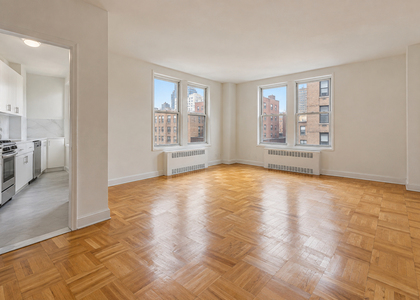 436 West 52nd Street - Photo 1