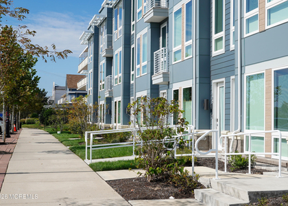 201 Sunset Avenue - Photo 1