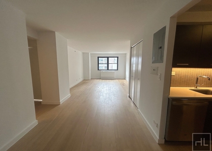 East 39th Street - Photo 1