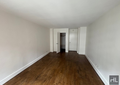 East 63 Street - Photo 1