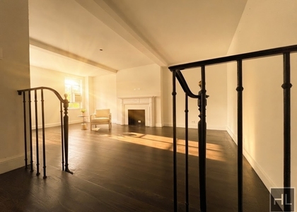 Fifth Avenue - Photo 1