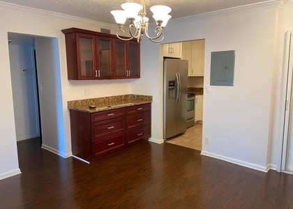 300 Waterway Drive S - Photo 1