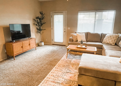 525 N Miller Road - Photo 1
