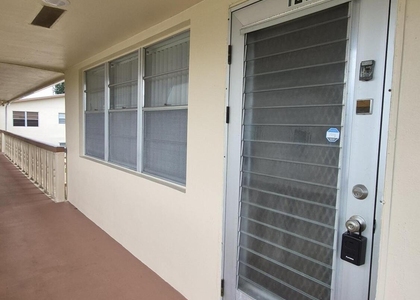 122 Canterbury D - Photo 1