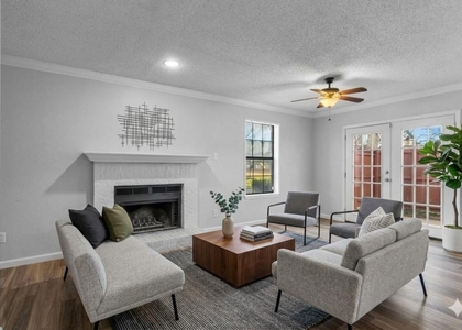 5326 Columbia Avenue - Photo 1