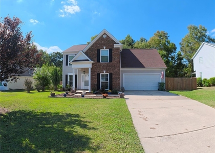 176 W Walnut Avenue - Photo 1