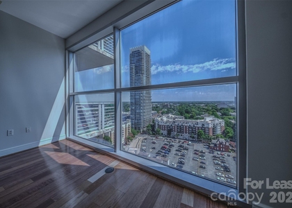 333 W Trade Street - Photo 1