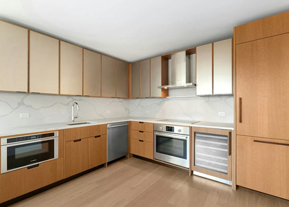 East 54th Street - Photo 1