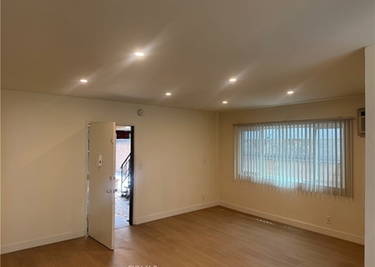 943 N Louise St. - Photo 1