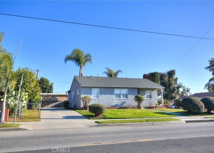 1810 S Orange - Photo 1