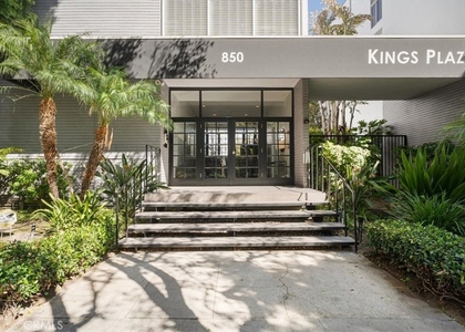 850 N Kings Road - Photo 1