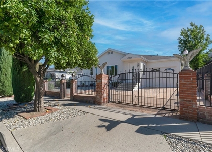 17706 Collins Street - Photo 1