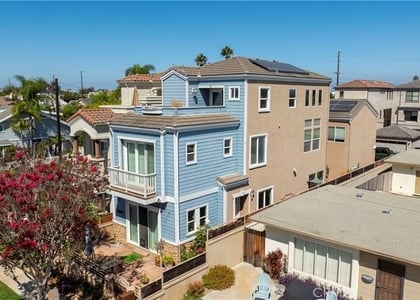 1020 California - Photo 1